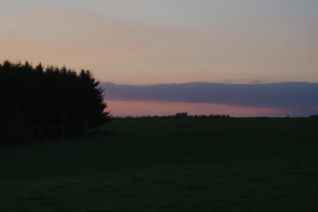 Le Gite De L Ourthe Ortheuville Exteriör bild
